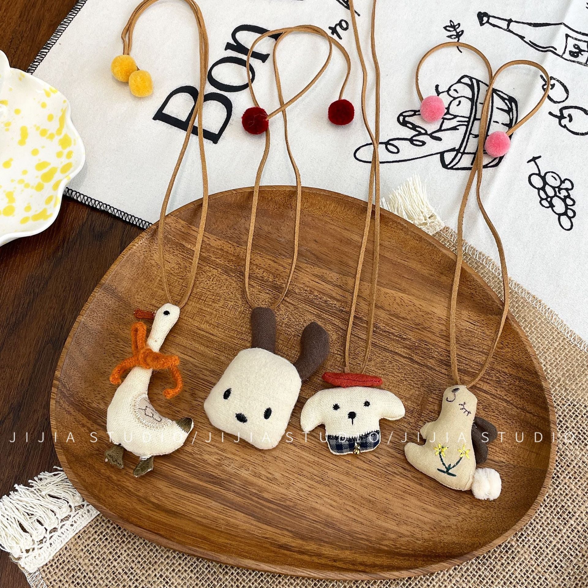 Early autumn Korean handmade fabric cartoon children's necklace cute puppy halterneck pendant sweet furball wear matching accessories