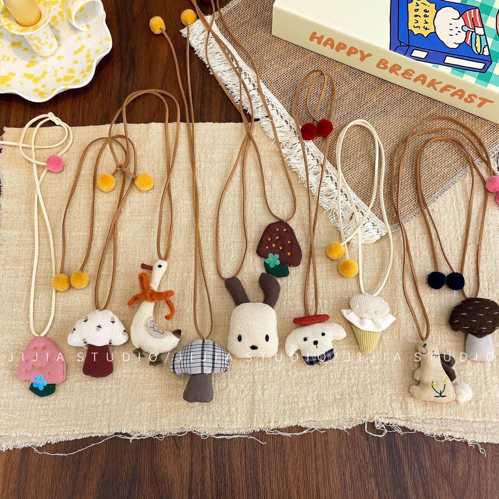 Early autumn Korean handmade fabric cartoon children's necklace cute puppy halterneck pendant sweet furball wear matching accessories